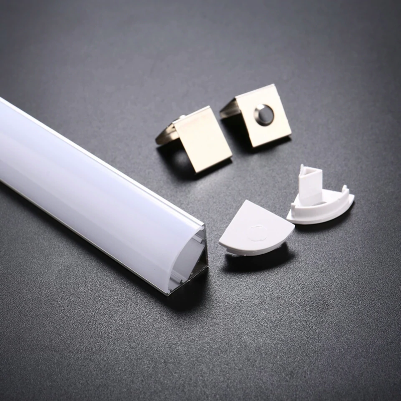 Светильник 306  УГЛОВОЙ (306 под ленту (профиль+рассеив.+креп+загл)